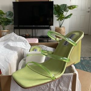 Steve Madden clear green strappy wedge sandal